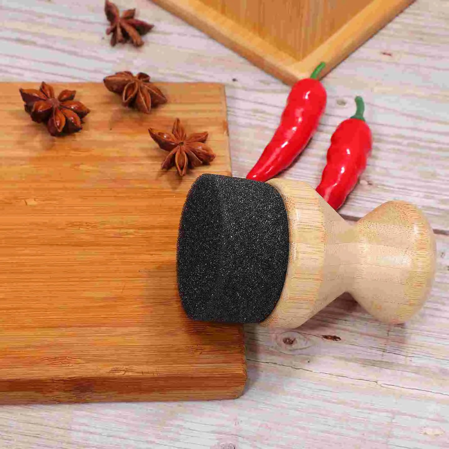 Bamboo Cutting Board Oil Applicator for easy wood maintenance